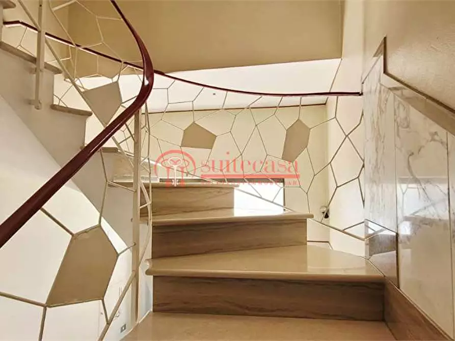 Immagine 7 di Stabile in vendita  in XX IV maggio a Andria