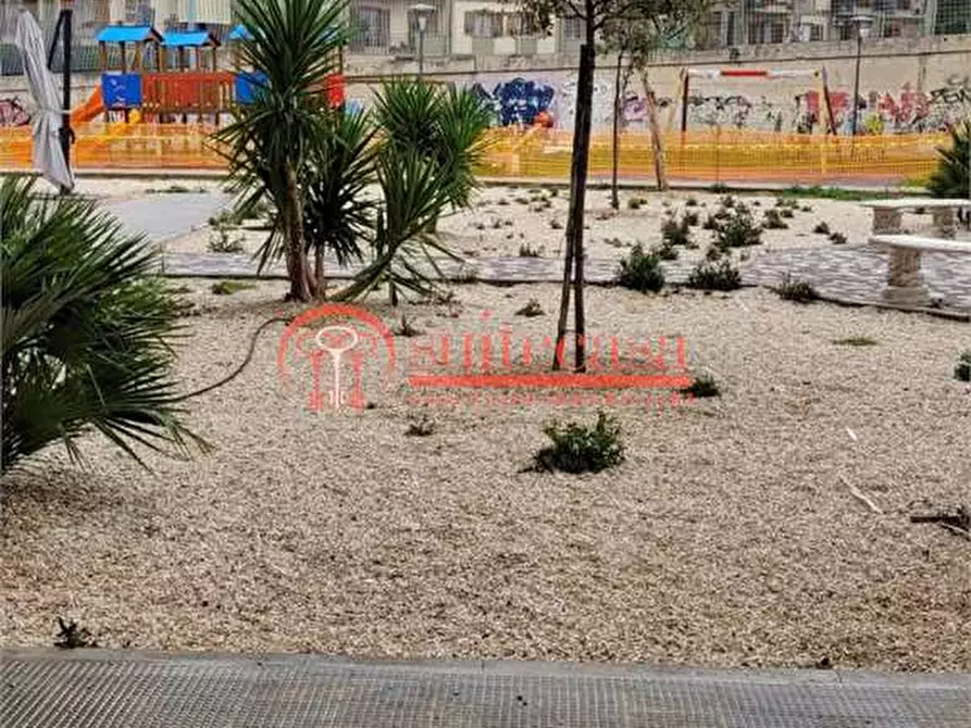 Immagine 6 di Appartamento in vendita  in via Annibale Maria di Francia a Trani