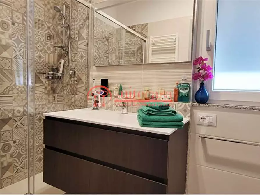 Immagine 14 di Appartamento in vendita  in via Annibale Maria di Francia a Trani