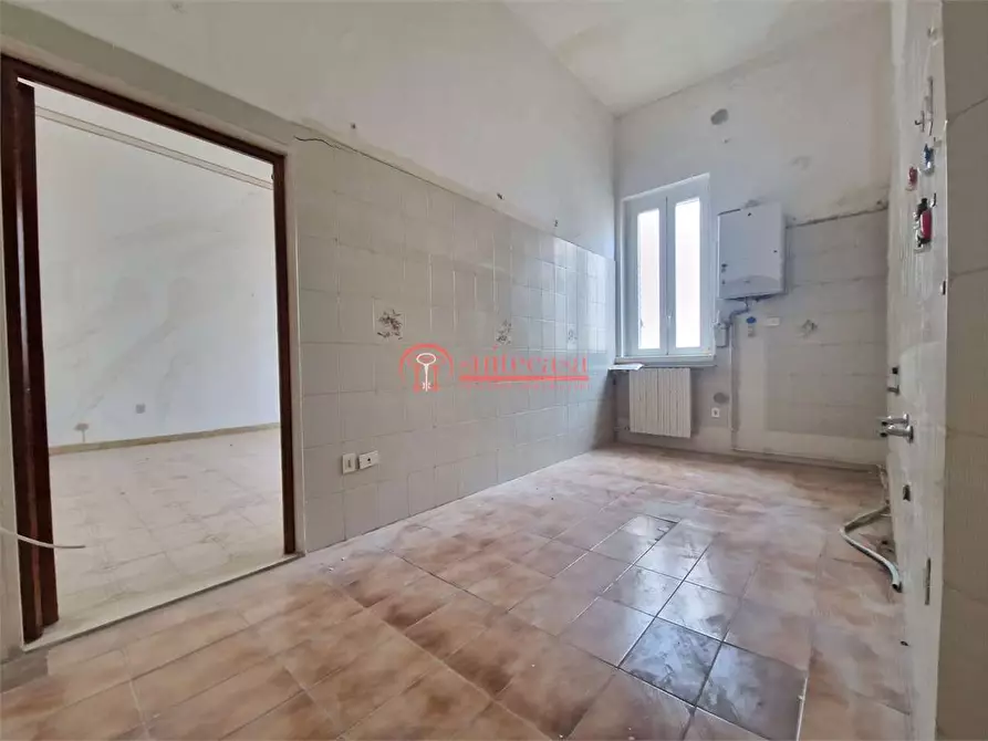 Immagine 12 di Appartamento in vendita  in Via Cambio a Trani