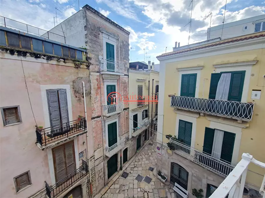 Immagine 15 di Appartamento in vendita  in Via Cambio a Trani