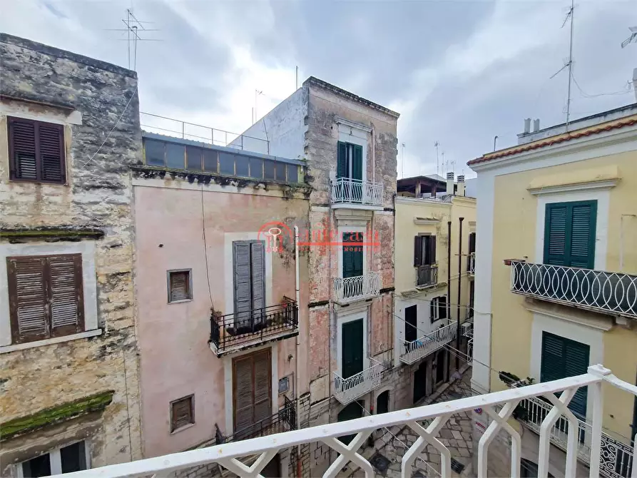 Immagine 16 di Appartamento in vendita  in Via Cambio a Trani