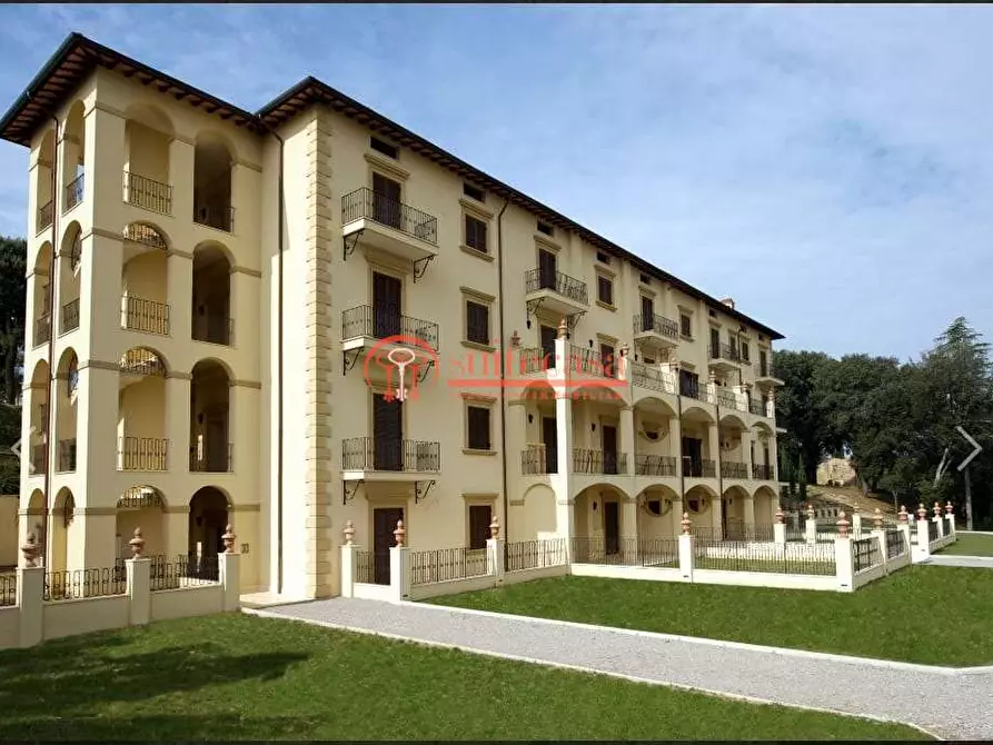 Immagine 2 di Hotel in vendita  a Marsciano