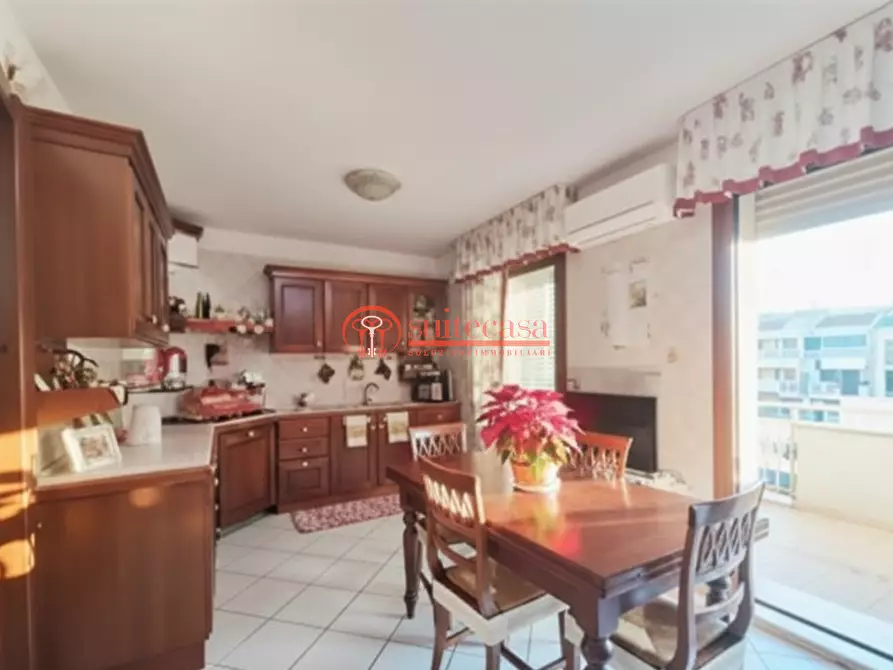 Immagine 9 di Attico in vendita  in via Gran Bretagna a Trani