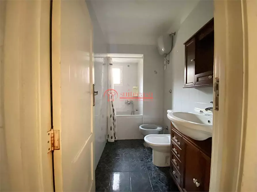 Immagine 12 di Appartamento in vendita  in via M. R. Imbriani a Bisceglie