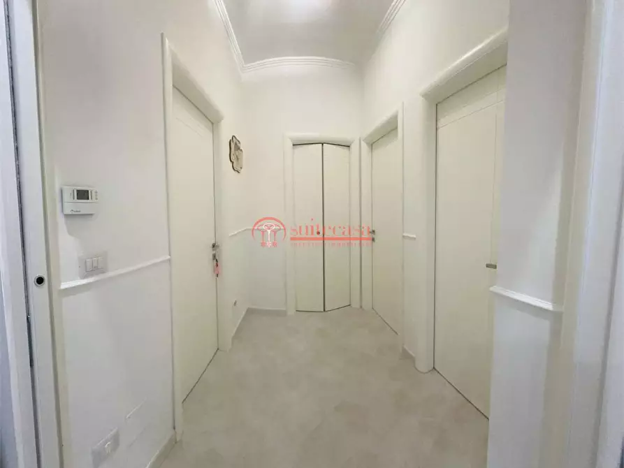 Immagine 12 di Appartamento in vendita  in via Genova a Trani