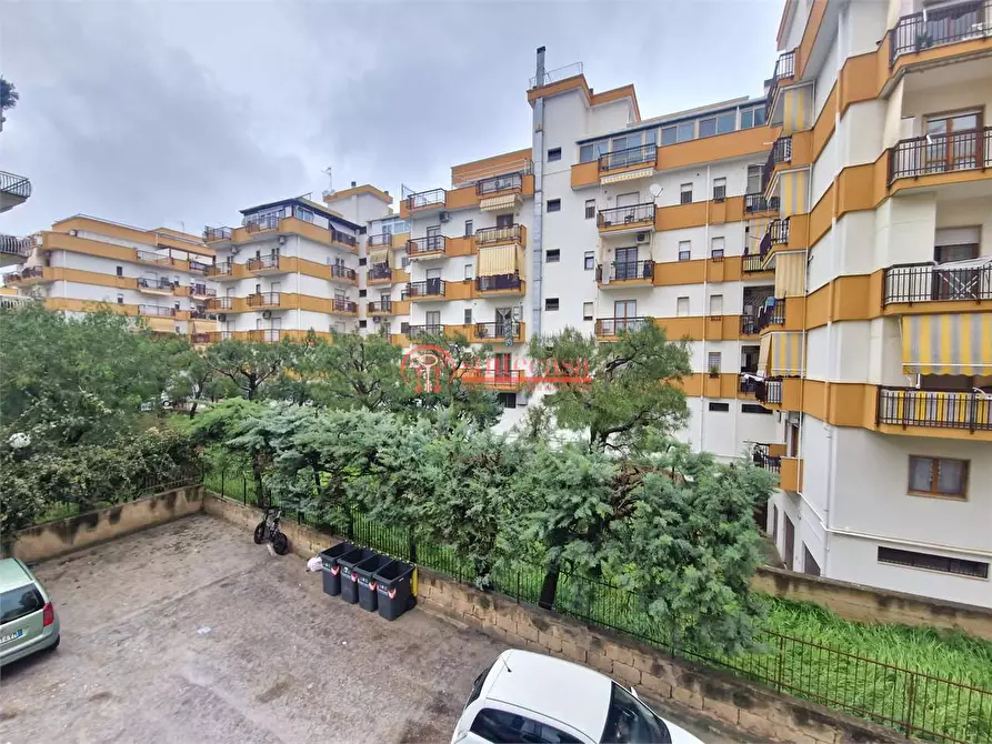 Immagine 17 di Appartamento in vendita  in via Gramsci a Trani