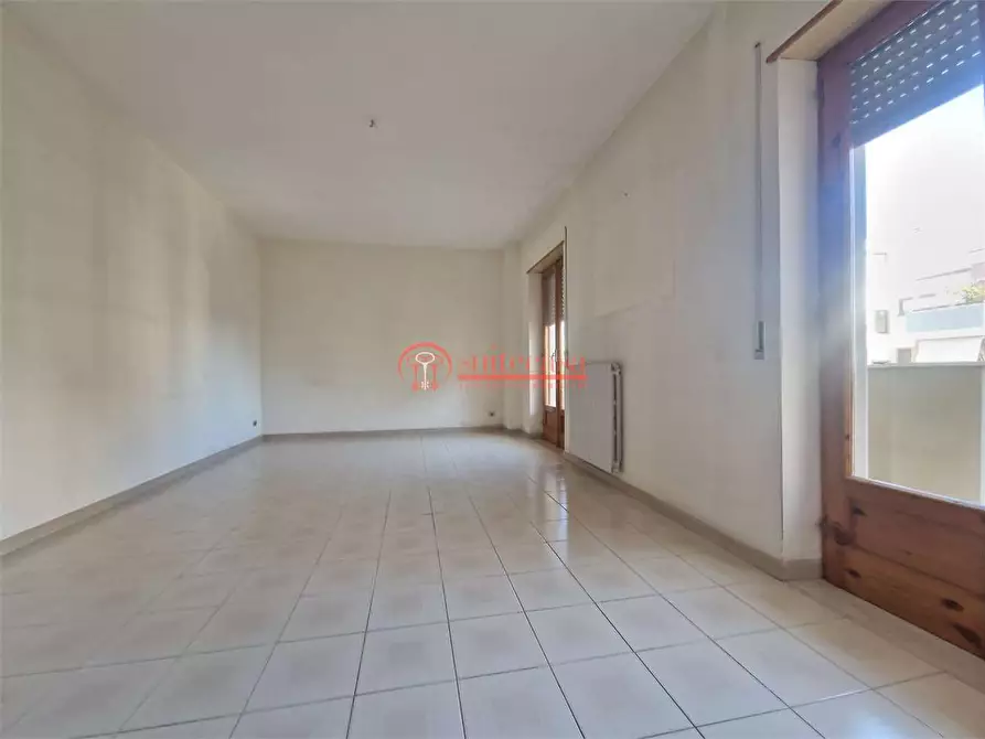 Immagine 5 di Appartamento in vendita  in via Caposele a Trani