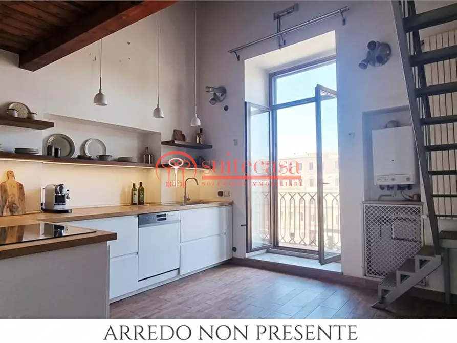 Immagine 8 di Appartamento in vendita  in Piazza Longobardi a Trani