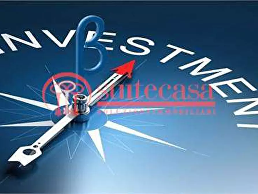 Immagine 1 di Negozio in vendita  in via Musci a Bisceglie