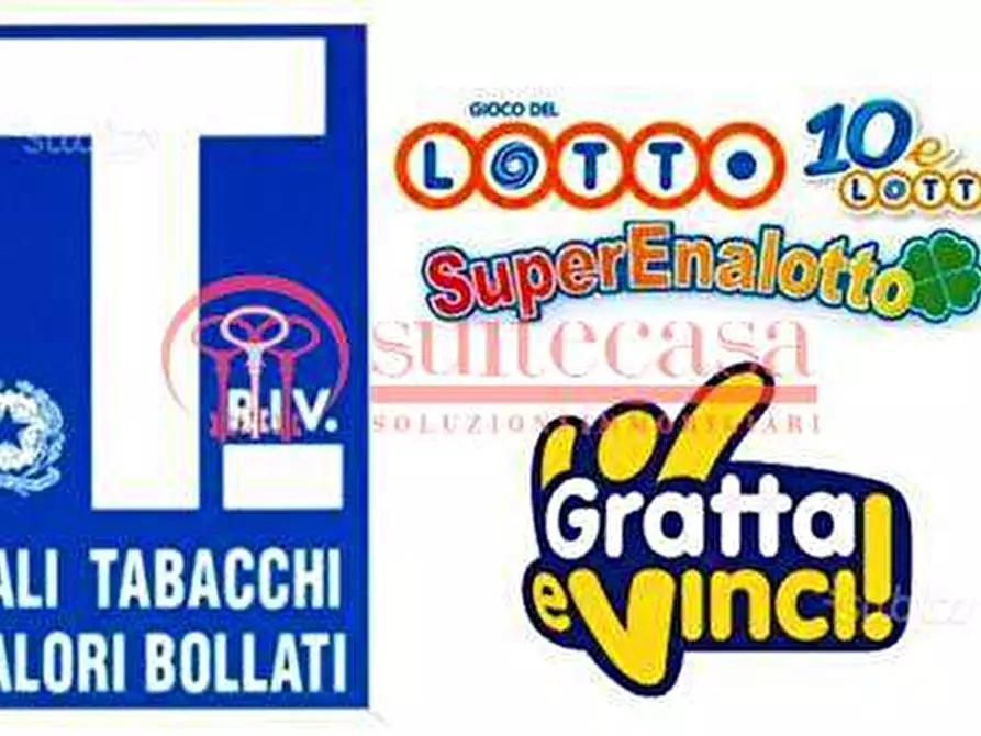 Immagine 2 di Negozio in vendita  in via Musci a Bisceglie