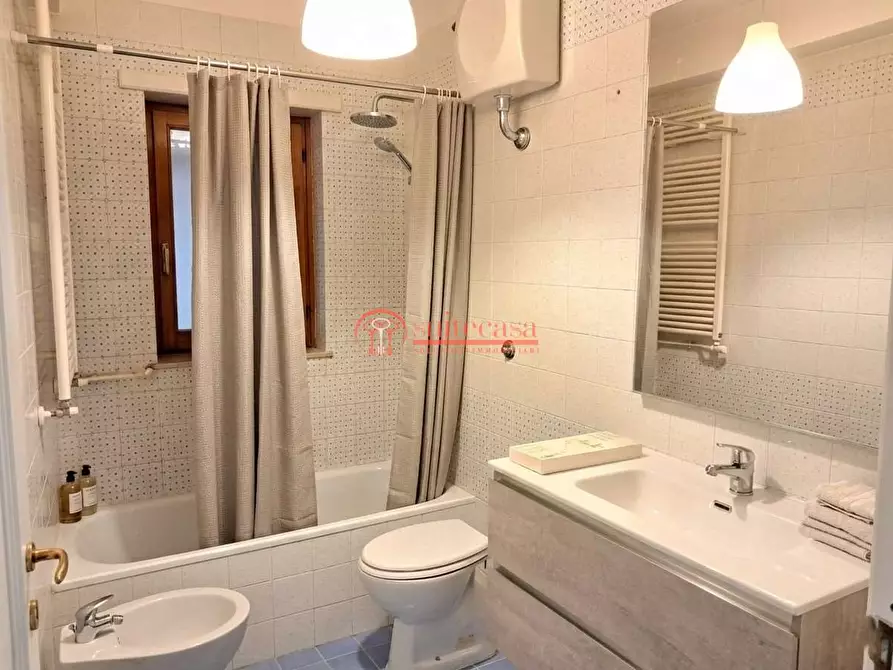 Immagine 13 di Appartamento in vendita  in largo Pablo Picasso a Barletta