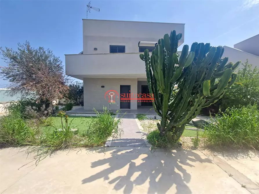 Immagine 9 di Villa in vendita  in via Gusmai a Trani