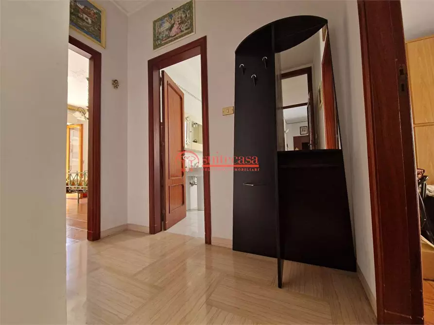 Immagine 7 di Appartamento in vendita  in via Dell'olio a Trani