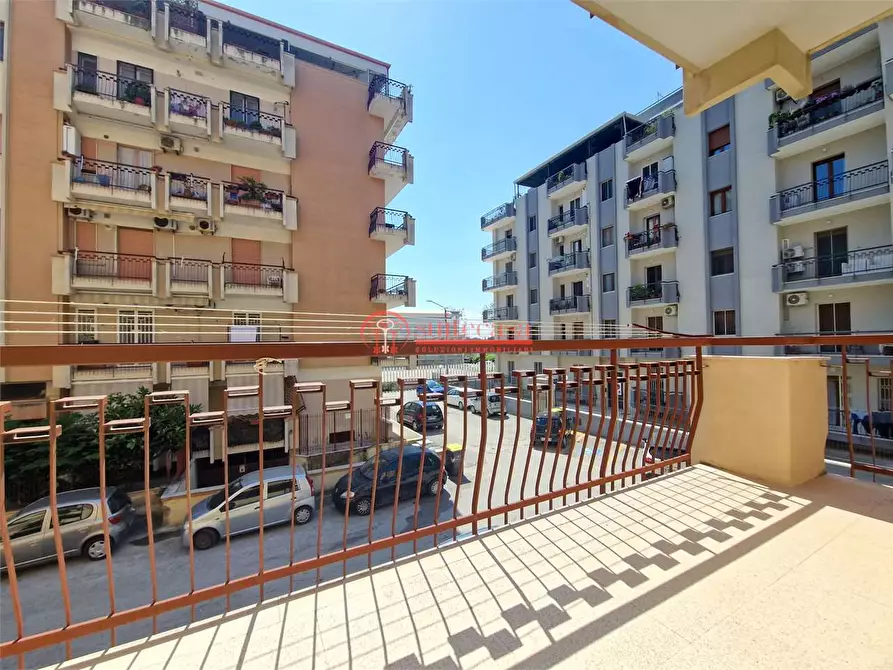 Immagine 11 di Appartamento in vendita  in via Dell'olio a Trani