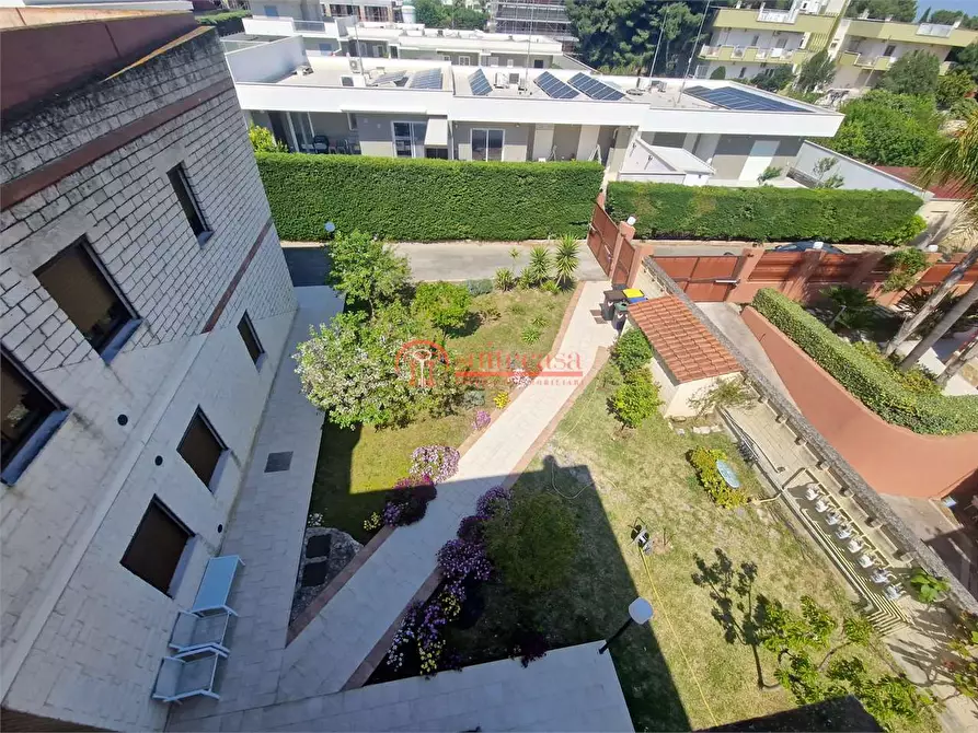 Immagine 24 di Appartamento in vendita  in via Nino Palumbo a Trani