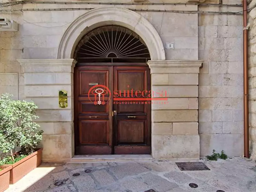 Immagine 2 di Appartamento in affitto  a Trani