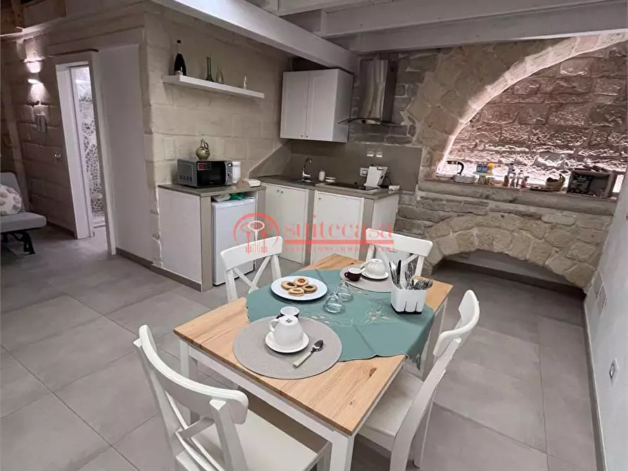 Immagine 6 di Appartamento in vendita  in via Rodunto a Trani