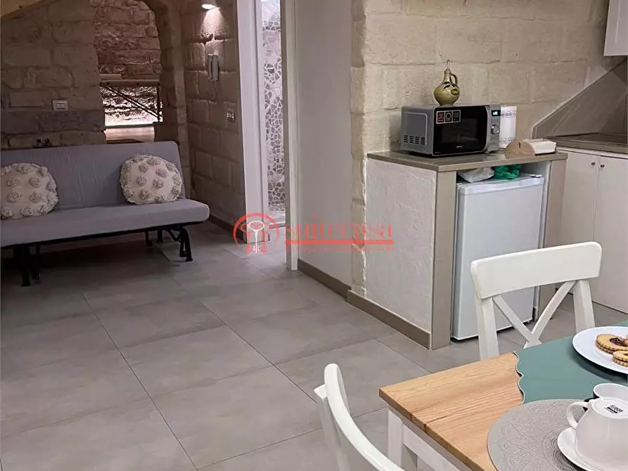 Immagine 7 di Appartamento in vendita  in via Rodunto a Trani