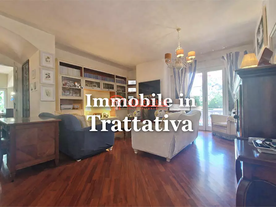 Immagine 1 di Appartamento in vendita  in Via Lungomare Cristoforo Colombo a Trani