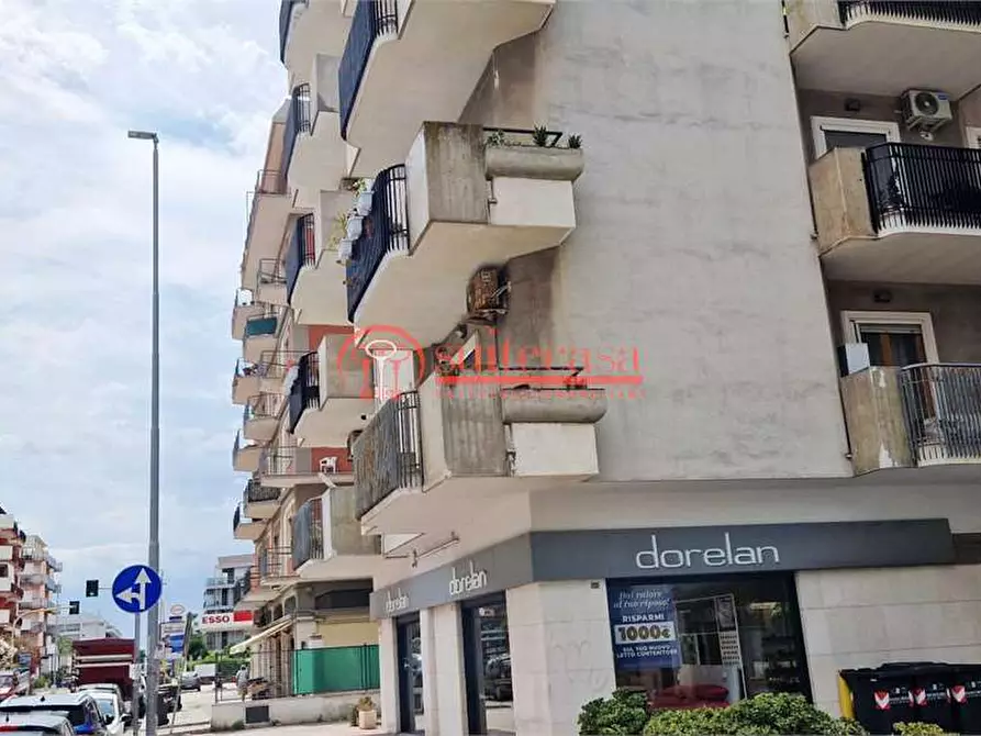 Immagine 17 di Appartamento in vendita  in via Malcangi a Trani