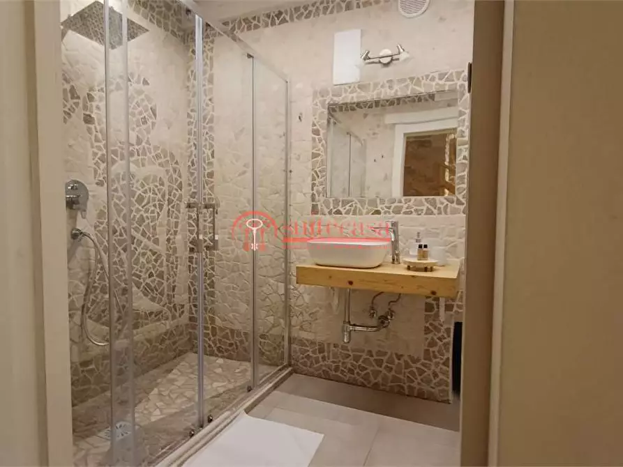 Immagine 10 di Appartamento in vendita  in via Rodunto a Trani