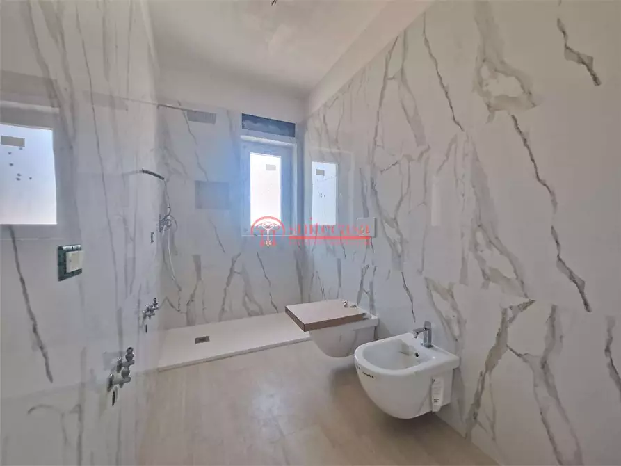 Immagine 12 di Villa in vendita  in via Annibale Maria di Francia a Trani