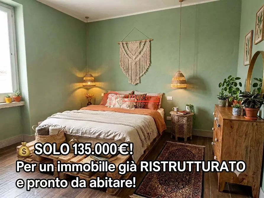 Immagine 1 di Appartamento in vendita  in via Carrettieri a Trani