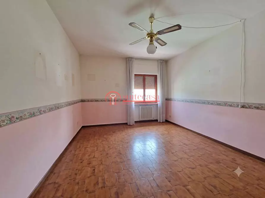 Immagine 5 di Appartamento in vendita  in via Malcangi a Trani