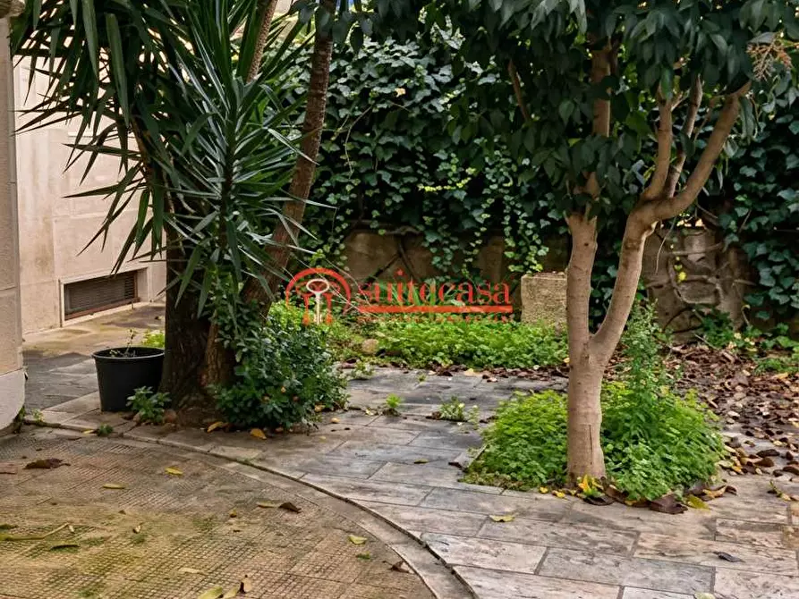 Immagine 9 di Appartamento in vendita  in via Malcangi a Trani