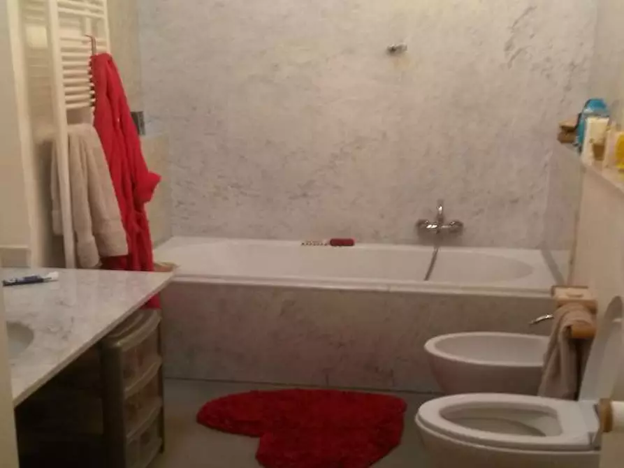 Immagine 16 di Laboratorio in vendita  in Via tonale snc a Varese