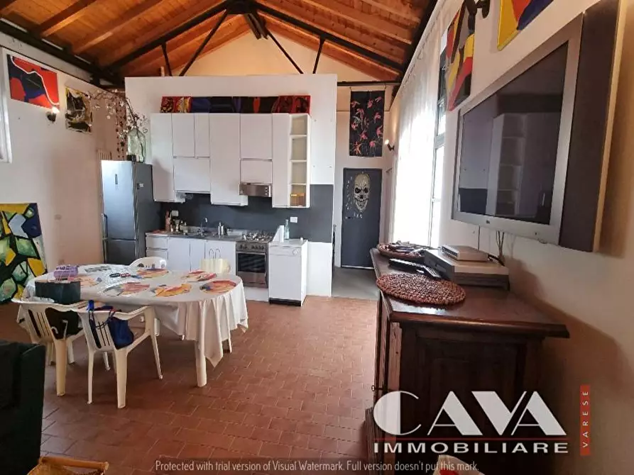 Immagine 25 di Laboratorio in vendita  in Via tonale snc a Varese