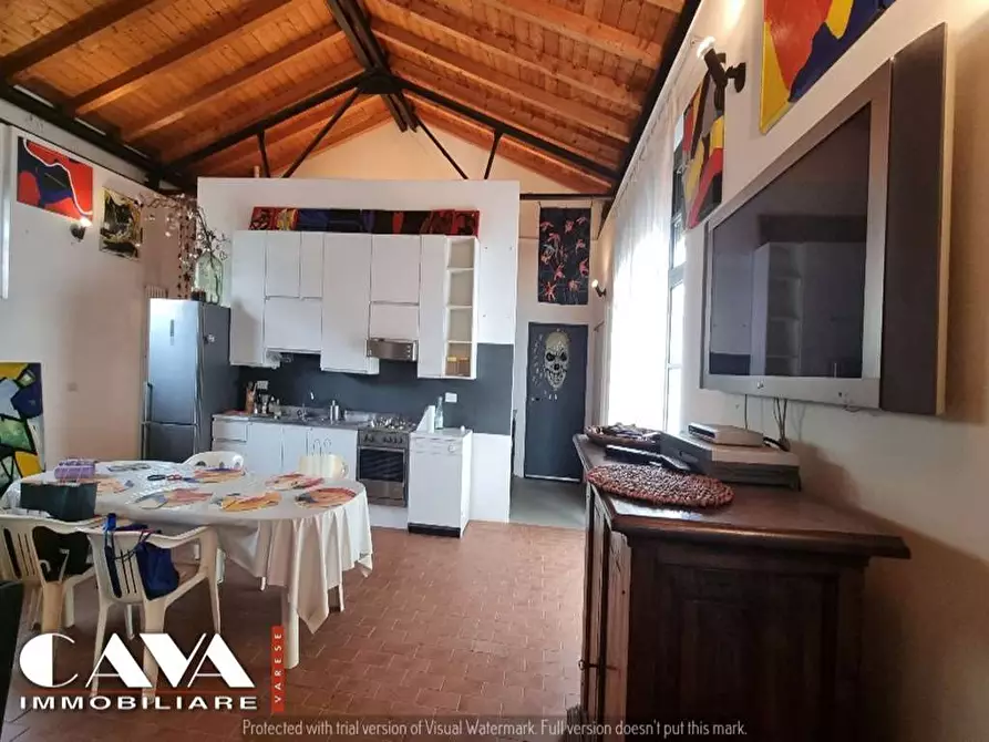 Immagine 26 di Laboratorio in vendita  in Via tonale snc a Varese