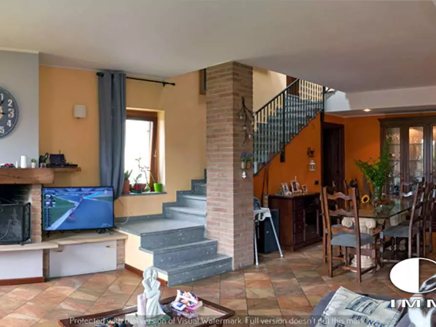 Immagine 11 di Villa in vendita  in viale borri snc a Varese