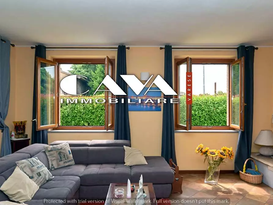 Immagine 18 di Villa in vendita  in viale borri snc a Varese