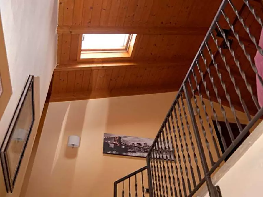 Immagine 25 di Villa in vendita  in viale borri snc a Varese