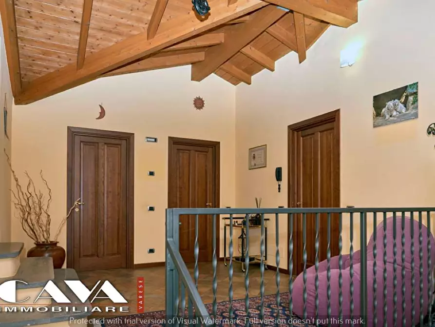 Immagine 40 di Villa in vendita  in viale borri snc a Varese