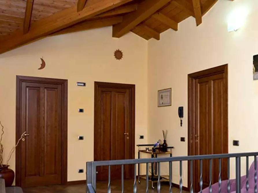 Immagine 41 di Villa in vendita  in viale borri snc a Varese