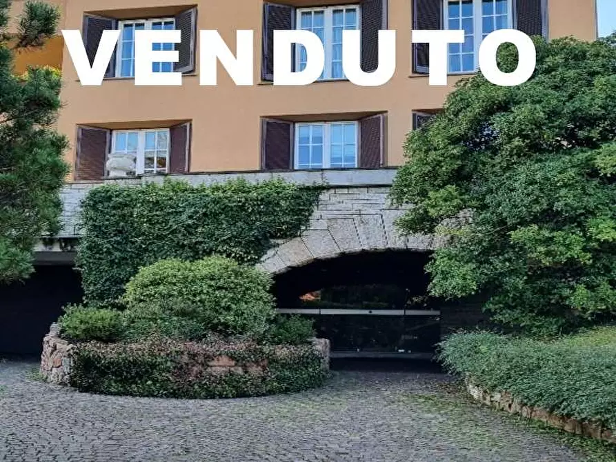appartamento in vendita a Varese in zona Casbeno