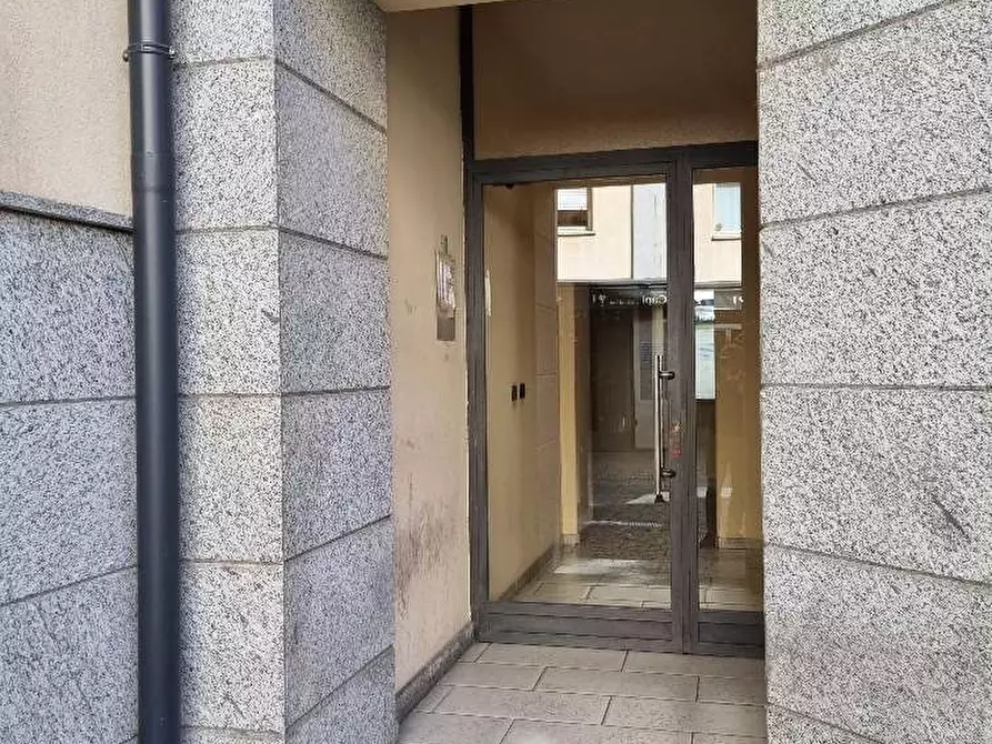 Immagine 4 di Magazzino in vendita  in via Cavallotti 4 a Varese