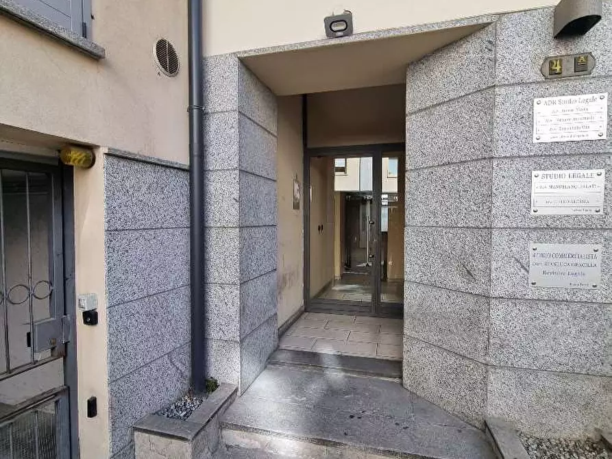 Immagine 6 di Magazzino in vendita  in via Cavallotti 4 a Varese