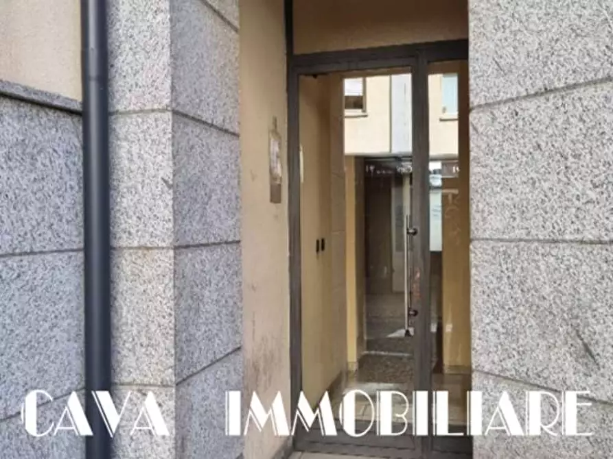 Immagine 11 di Magazzino in vendita  in via Cavallotti 4 a Varese