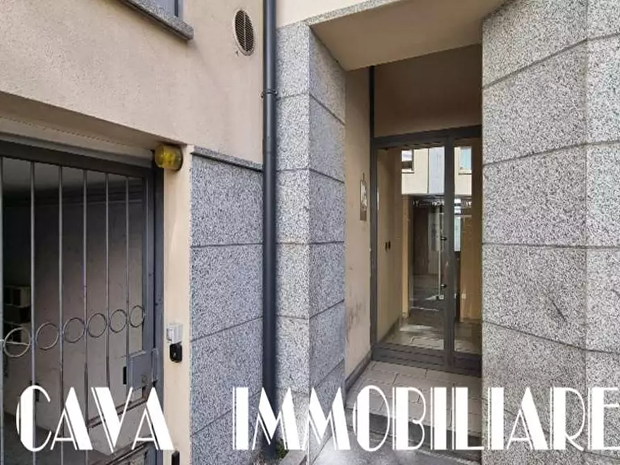 Immagine 12 di Magazzino in vendita  in via Cavallotti 4 a Varese