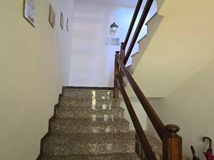 Immagine 7 di Appartamento in vendita  in via rimembranze a Bodio Lomnago