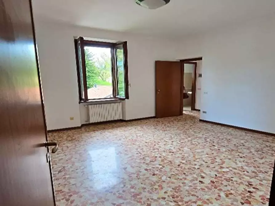 Immagine 9 di Appartamento in vendita  in via rimembranze a Bodio Lomnago