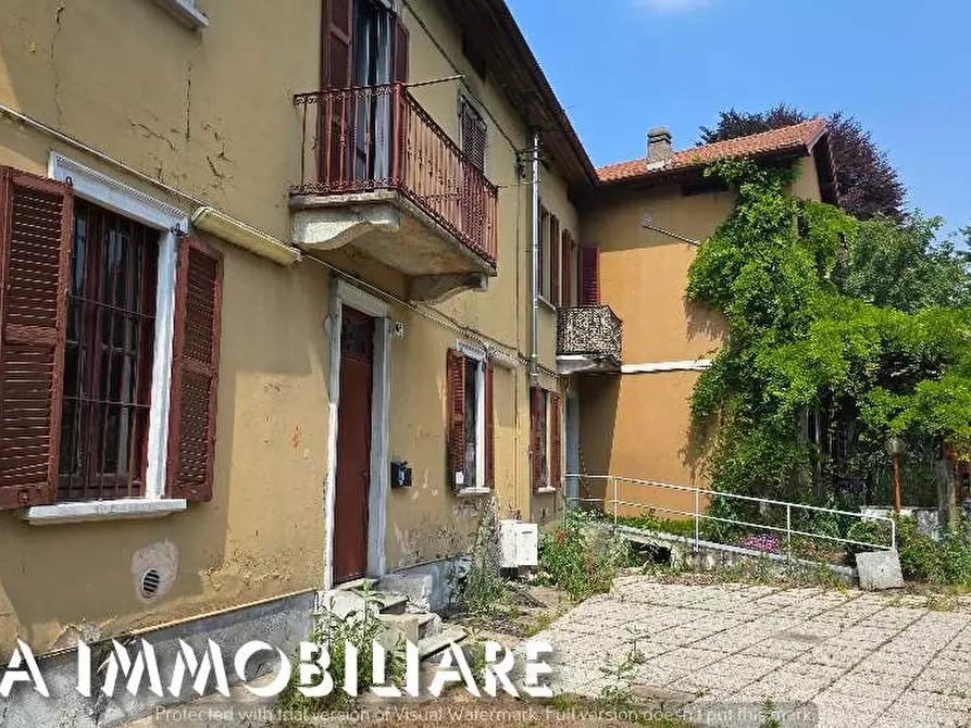 Immagine 4 di Villa in vendita  in V.le aguggiari 65 a Varese