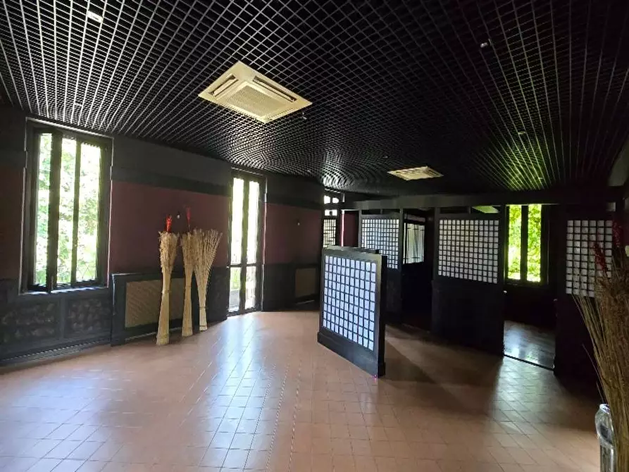 Immagine 20 di Casa indipendente in vendita  a Varese