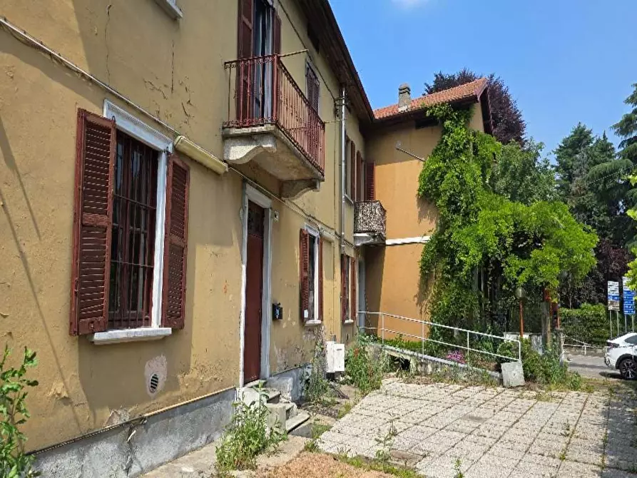Immagine 4 di Casa indipendente in vendita  a Varese