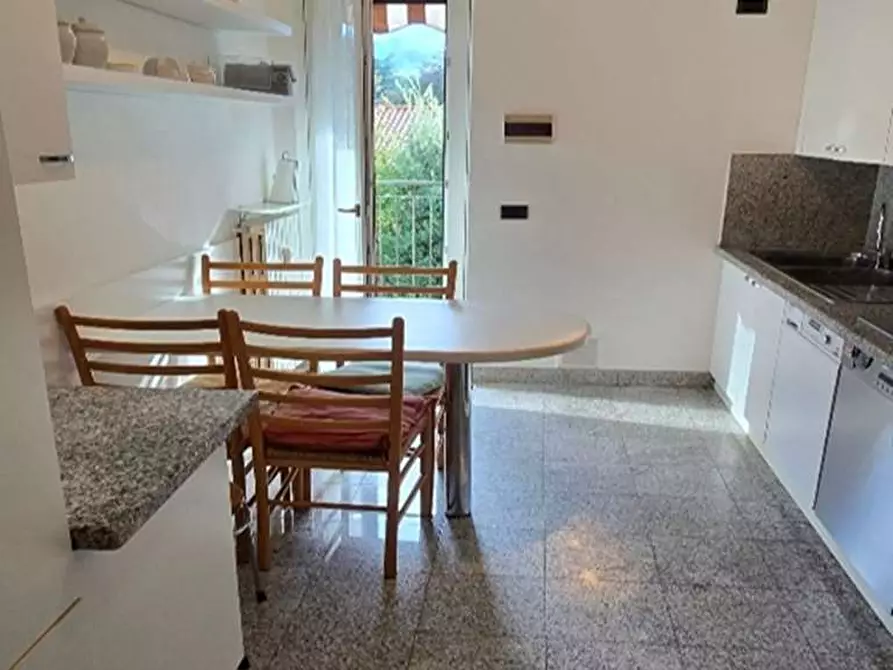 Immagine 18 di Appartamento in vendita  in via LANFRANCONI 132 a Varese