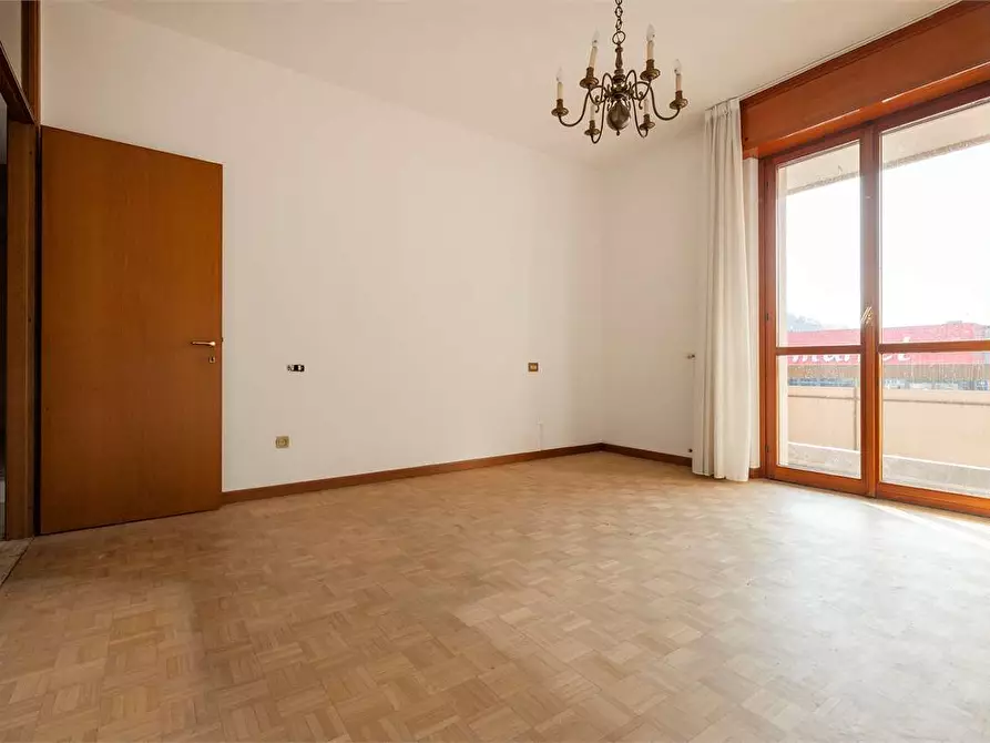 Immagine 19 di Appartamento in vendita  in Via sanvito silvestro  82 a Varese